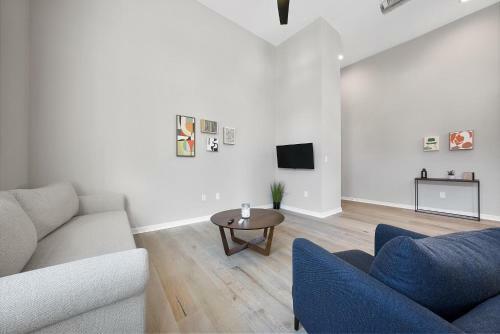 402f Jefferson Ave - Beautiful 4 Bed, 3 Bath Condo
