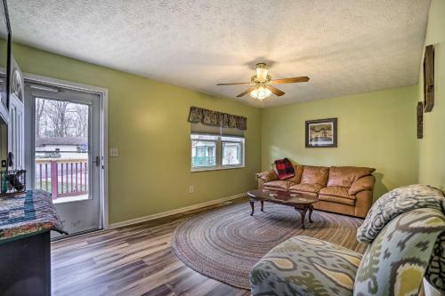Family House With Game Room, Deck And Hot Tub!