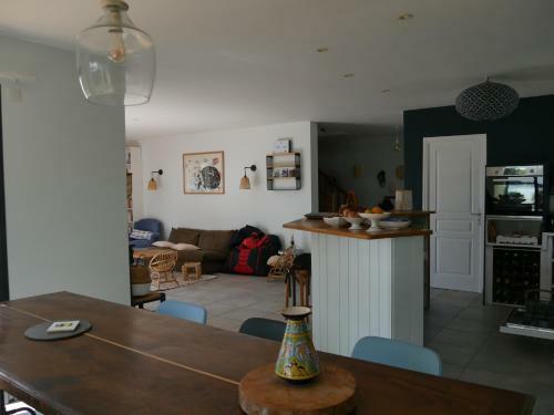 Villa Les Pieds Dans L'eau � Larmor Baden, Maison Za� Za�