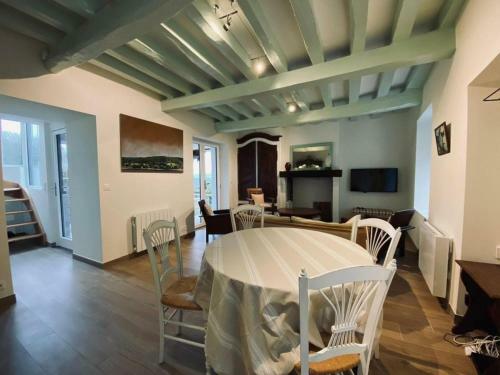 G�te La Roche-guyon, 4 Pi�ces, 6 Personnes - Fr-1-649-8