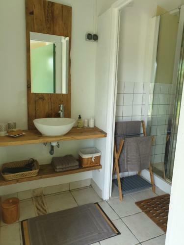 Bed & Breakfast Les Iris - Domaine Du Lac de La Vall�e