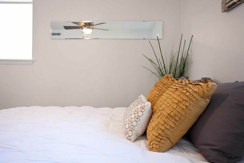 Travis Heights Modern I