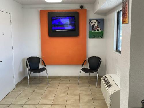 Motel 6 Memphis Downtown