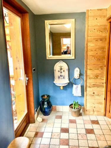Chalet Rivi�re, 5 En-suite.