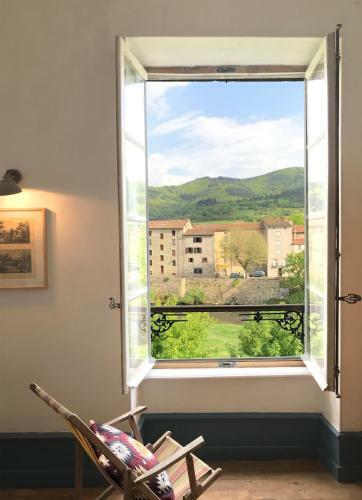 Bed & Breakfast Maison Cha-ri-va-ri