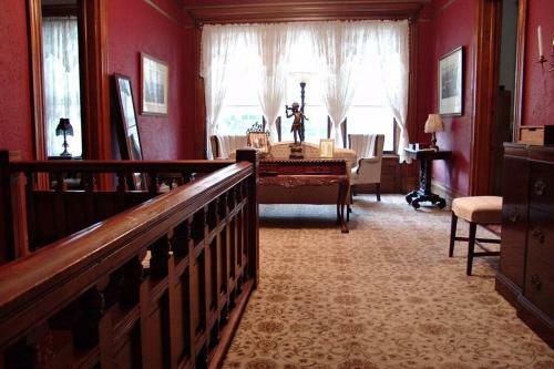 Experience Living In An 1882 Victorian Home.