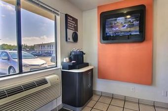 Motel 6 Austin South - Airport