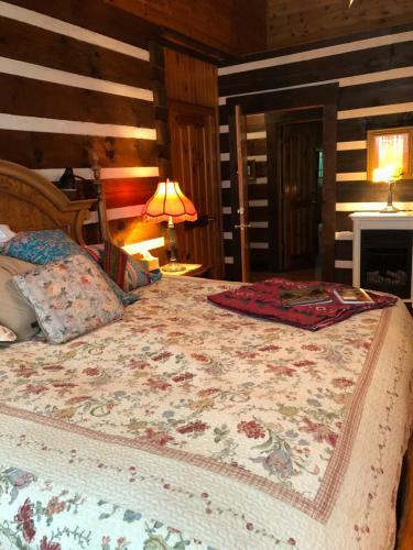 Creekwalk Inn Bed And Breakfast With Cabins