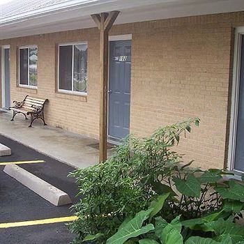 River Heights Motel