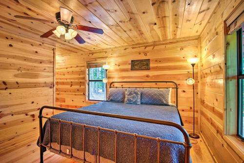 Broken Bow Cabin With Deck On Mountain Fork River!