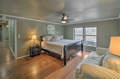 Family-friendly Eucha Getaway On Grand Lake!