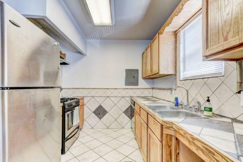 Modern 1br Apartment Slps 4 Near Oc University