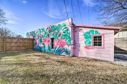 Unique, Themed Tulsa Home About 2 Mi To Downtown!