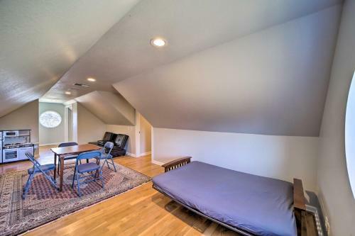Grand Tulsa Getaway With Private Pond And Deck!