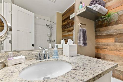 Beaverton Highlands Retreat
