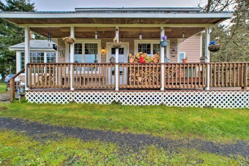 Updated Coos Bay Home About 2 Mi To Pacific Ocean