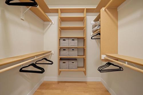 Dwell 30 Days Minimum Home