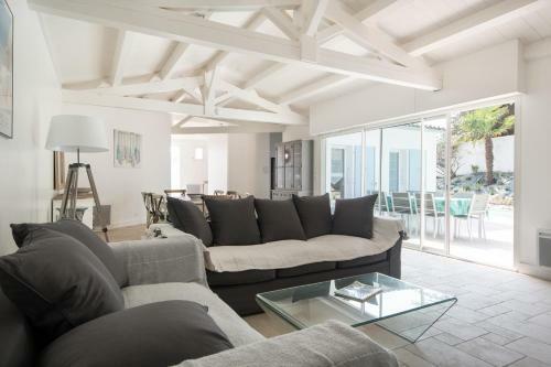 Tr�s Belle Villa Avec Piscine (4*)