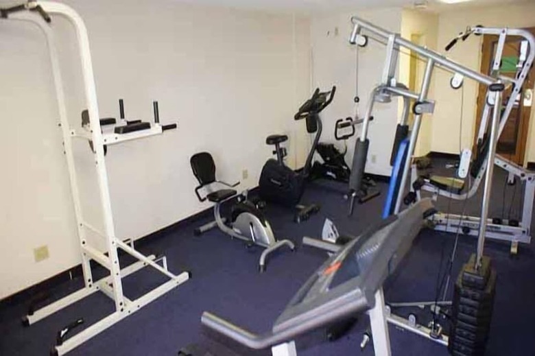 Lincoln Inn Express Hotel And Suites