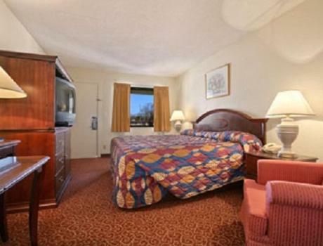 Motel Park Hill Inn And Suites