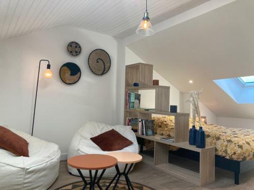 Apartamento Le Vernay, Studio de Charme, Enti�rement R�nov�.