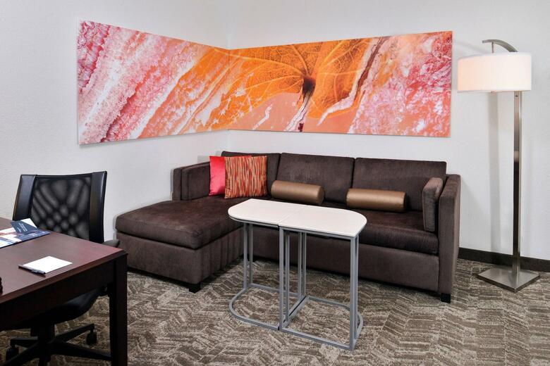 Hotel Springhill Suites By Marriott Oklahoma City Airport