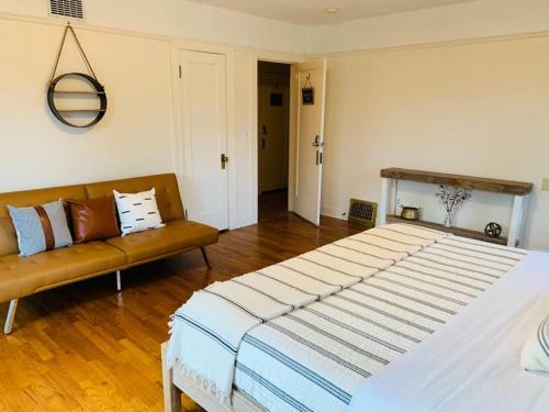 Hostal Riverpath Inn