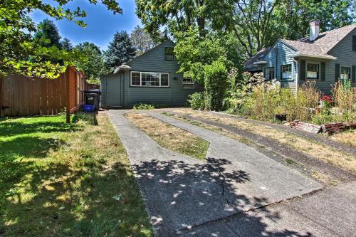Eugene Cottage With Deck 1 Mile To Downtown!