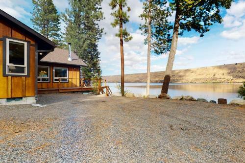 Lake House