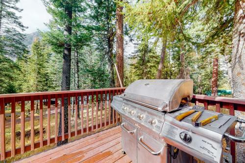 Knotty Pine Cabin