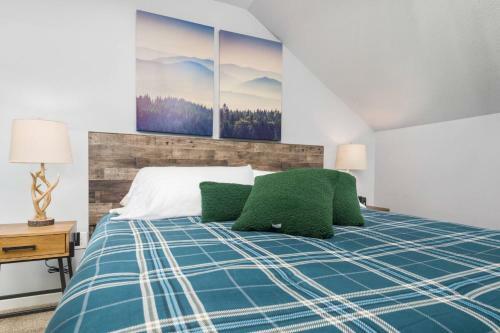 Salmon River Retreat