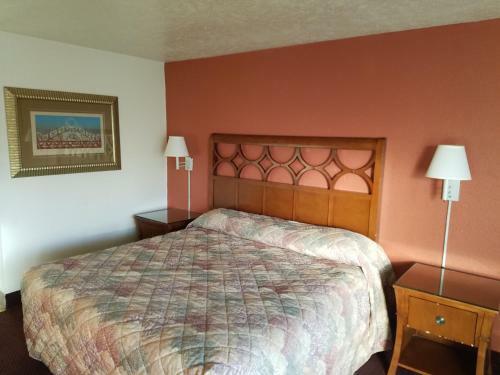 Motel Masters Inn I-26