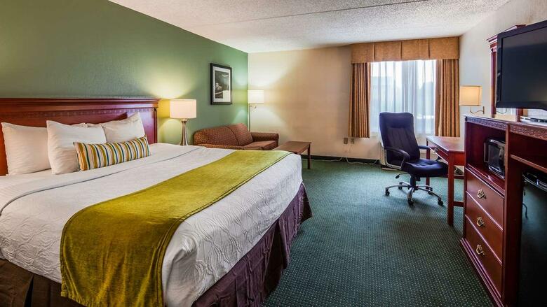 Hotel Best Western Plus Cedar Bluff Inn