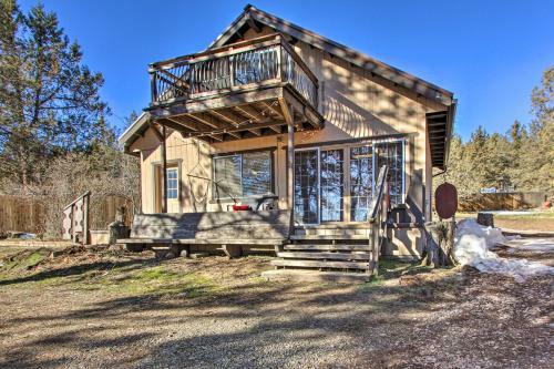 Fox Cottage - Quiet Escape With Private Deck!