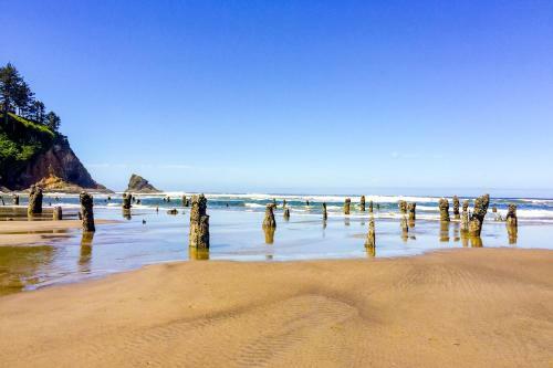 A Piece Of Paradise & Sandcastles