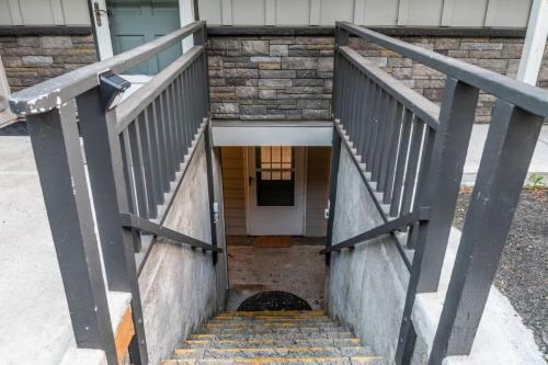 Vista House Unit C