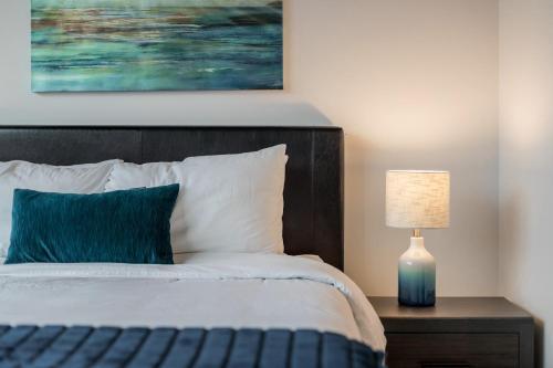 Couch Street Apartments By Barsala