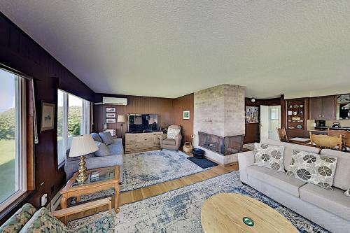 Water's Edge Oceanside Home