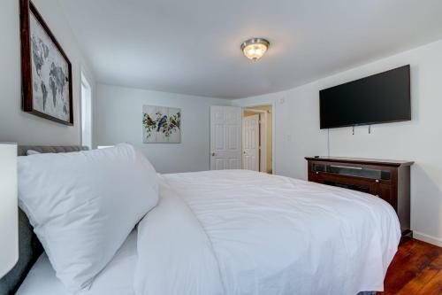 The Cresco Farmhouse-