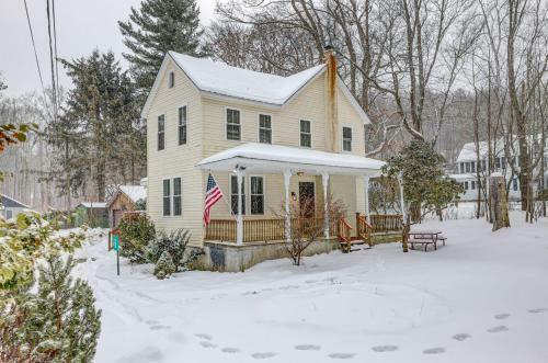 The Cresco Farmhouse-