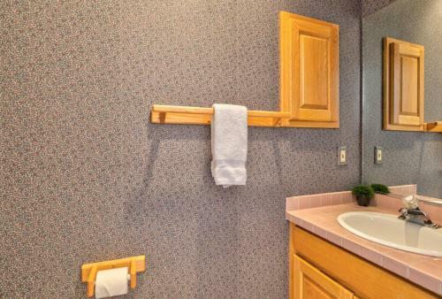 Shadow Lane 1 By Village Properties At Sunriver