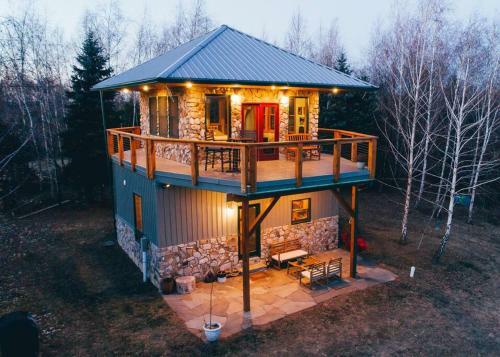 Modern Firetower Chalet With Majestic Views