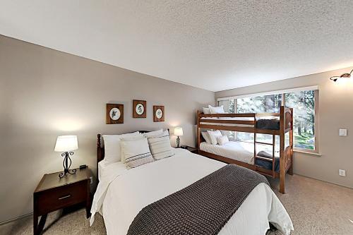 Tennis Village Unit 20