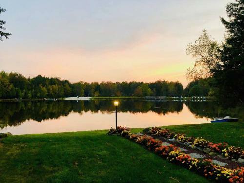 Mt. Maplewood Lake House