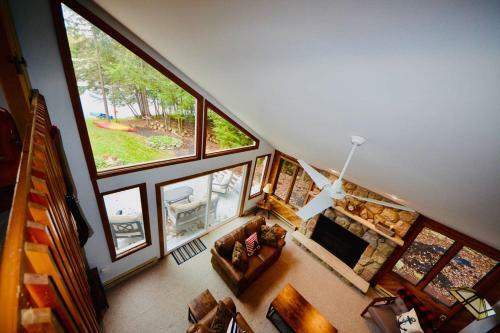 Mt. Maplewood Lake House