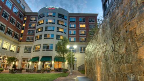 Hotel Courtyard Greenville Downtown