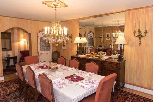 La Reserve Bed And Breakfast