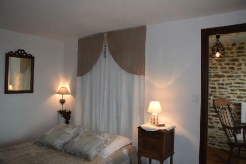 G�tes de La Croix Du Bourg