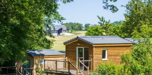 Domaine De Combelles Vacances