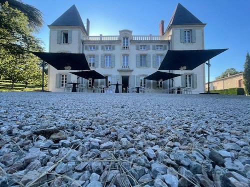 Hostal Ch�teau de La Bousquetarie